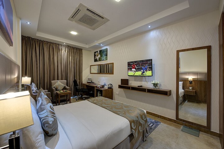 Room 15 of 55