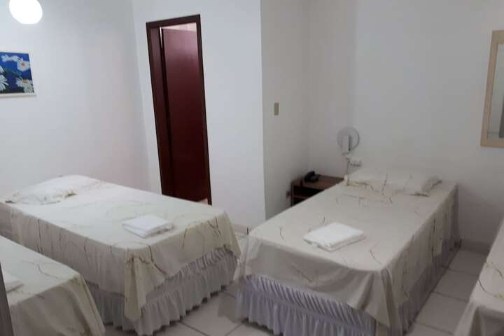 Room 6 of 34