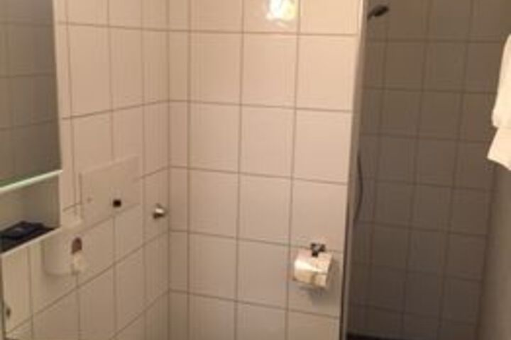 Clean Restrooms