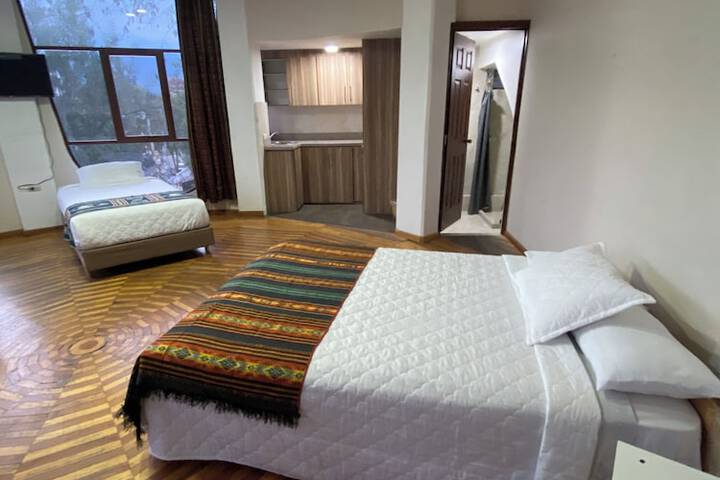 Room 4 of 35