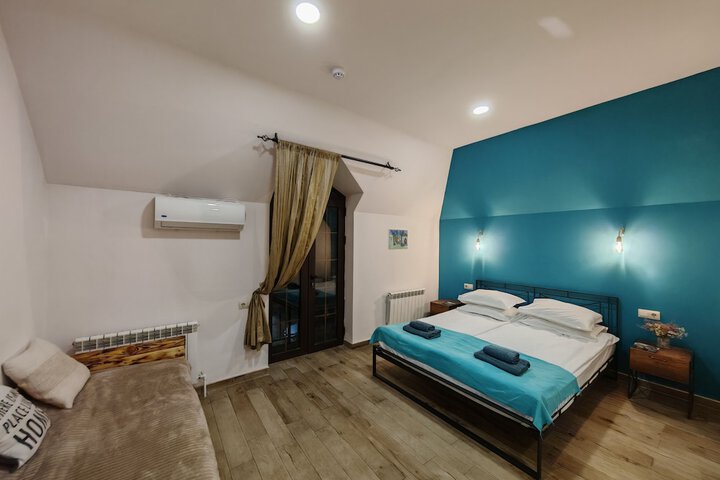 Room 27 of 57