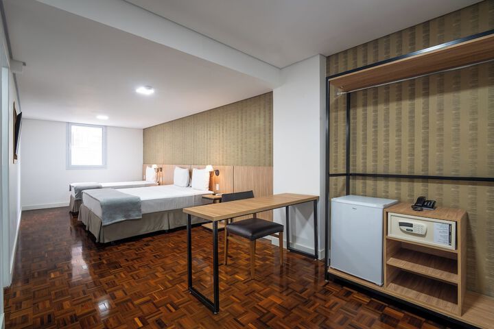 Room 13 of 46