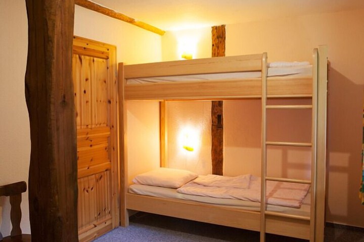 Room 12 of 35