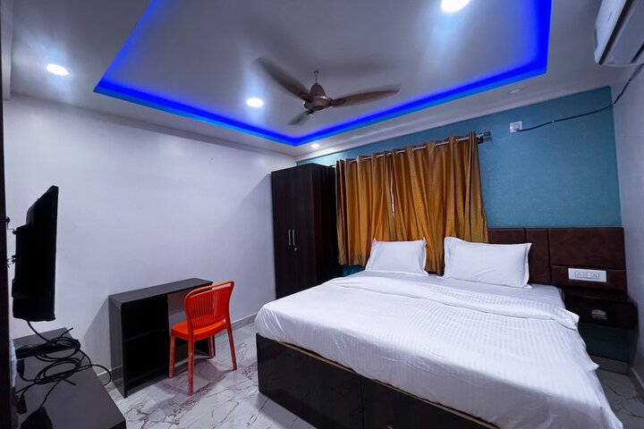 Room 26 of 42