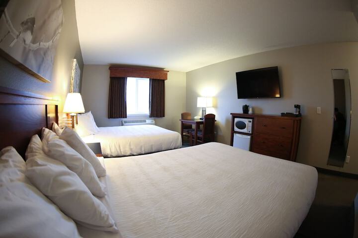 Room 16 of 44