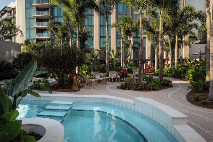 Hotel Exterior 238 of 243