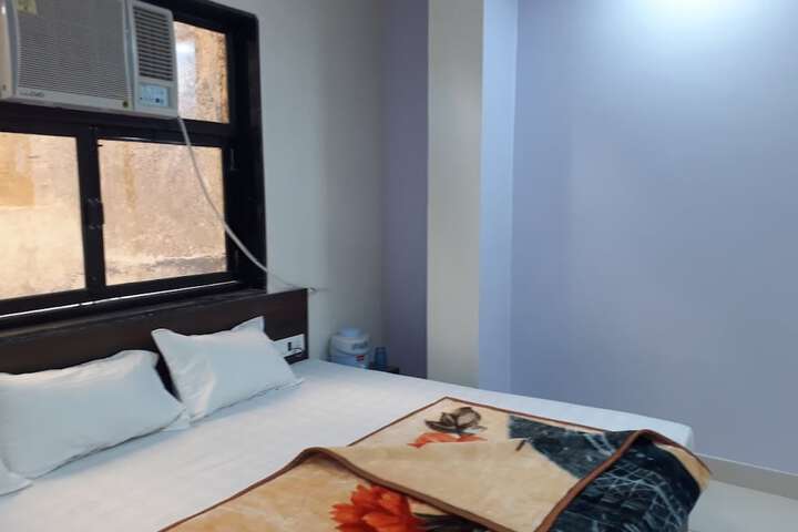 Room 7 of 23