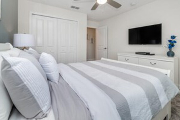 Room 22 of 27