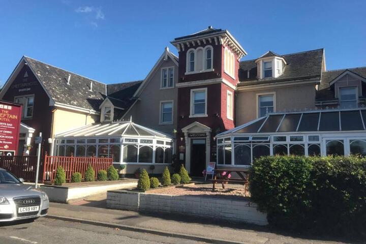 Chieftain Hotel
