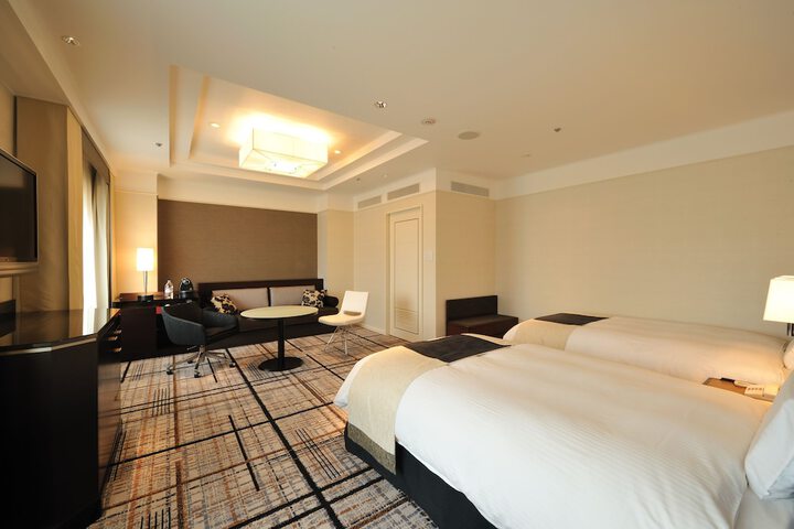 Room 26 of 75
