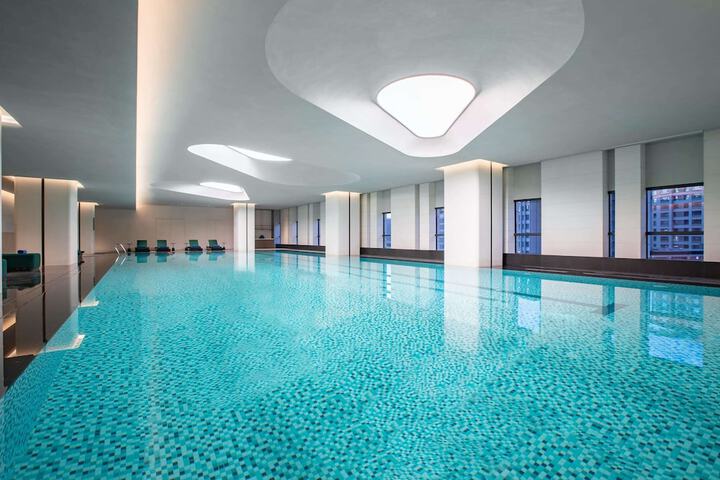 Pool 52 of 92