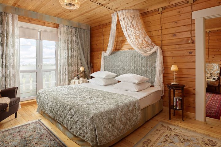 Room 20 of 73