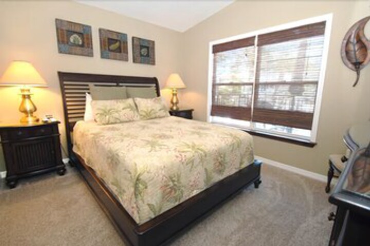 Room 16 of 18