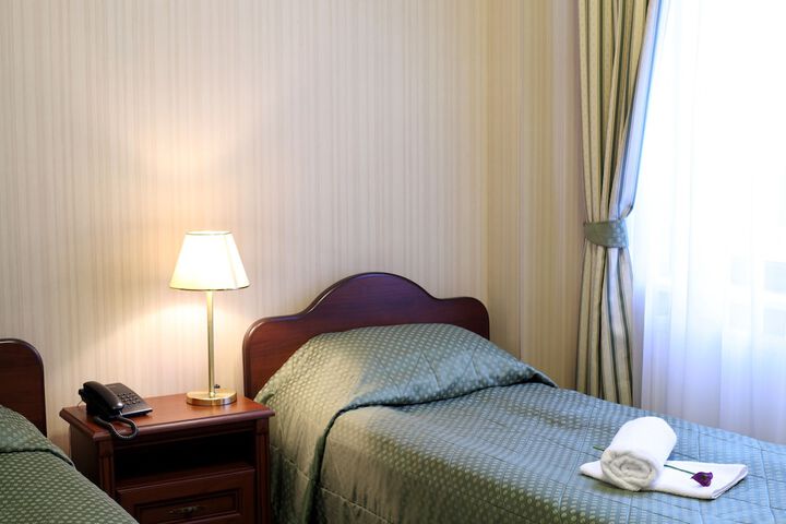 Room 22 of 49