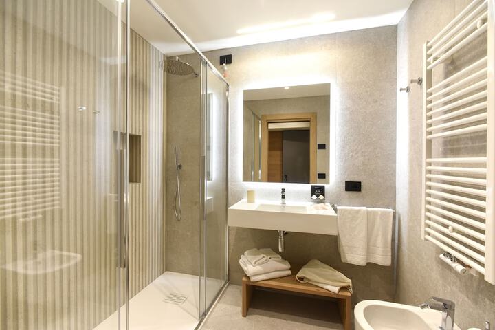 Room 14 of 20