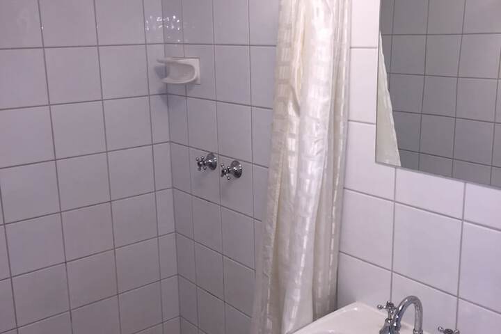 Room 7 of 20
