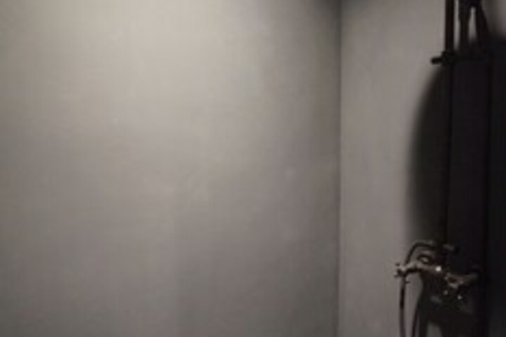 Room 77 of 214