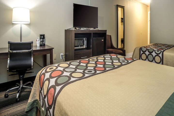 1 Double Bed Accessible Room (10 of 15)
