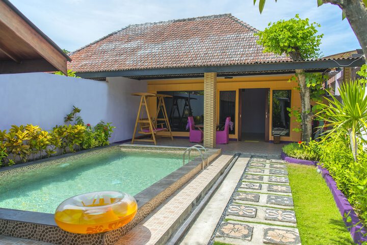 Pools & Facilities