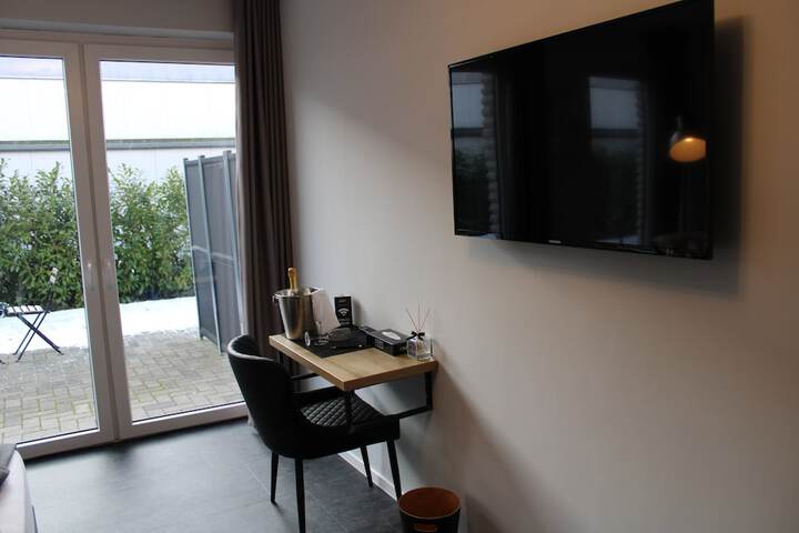 Room 29 of 63