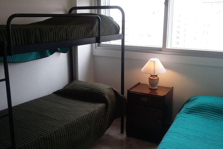 Room 3 of 48