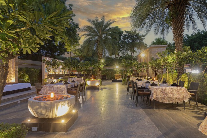 Dining 82 of 117