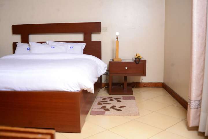 Room 19 of 91