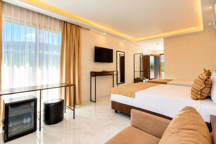 Room 90 of 123