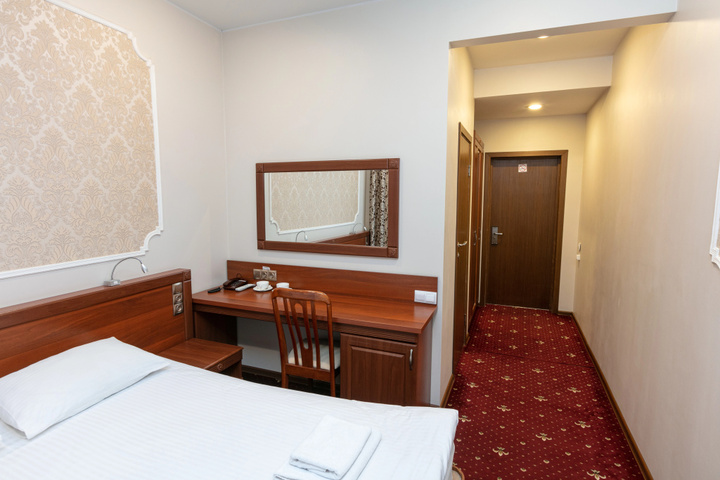 Room 46 of 50