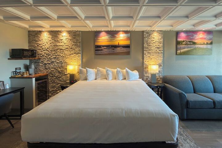 Room 12 of 42