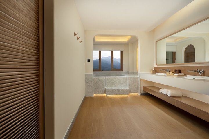 Room 45 of 85