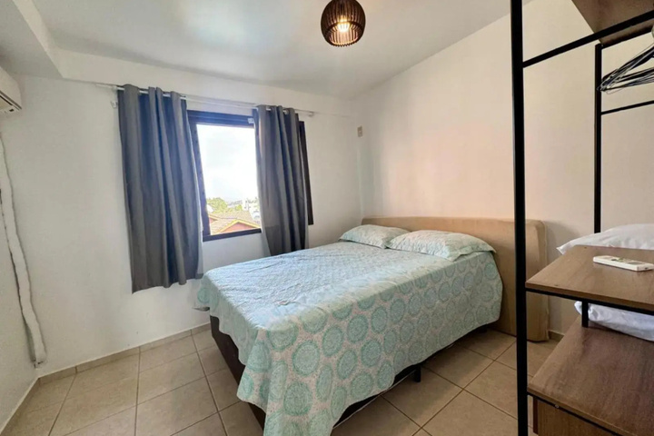 Room 4 of 21