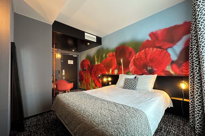 Room 17 of 74