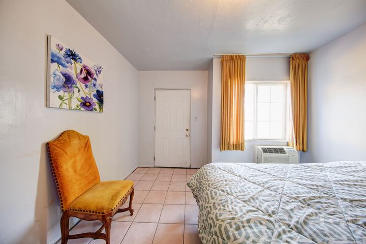 Room 5 of 47