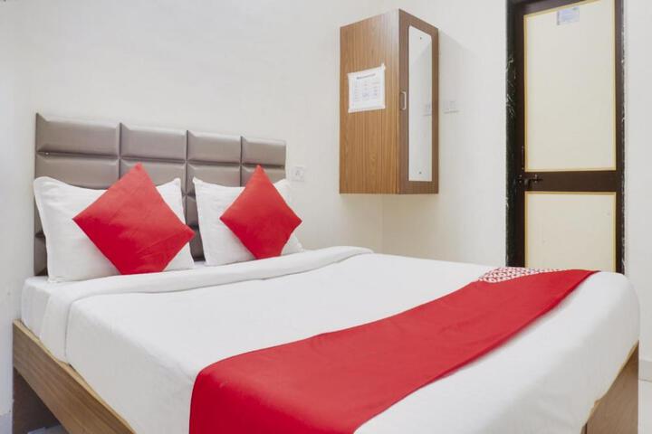 Hotel O SRH