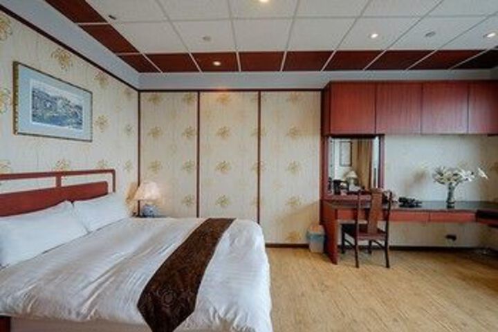 Room 19 of 24
