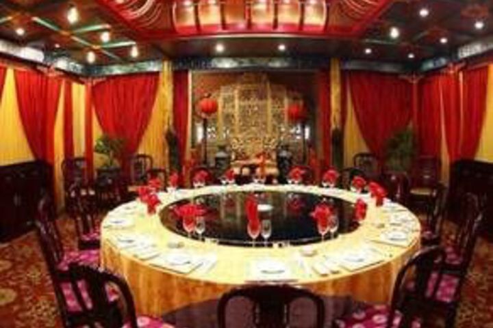 Dining 56 of 57