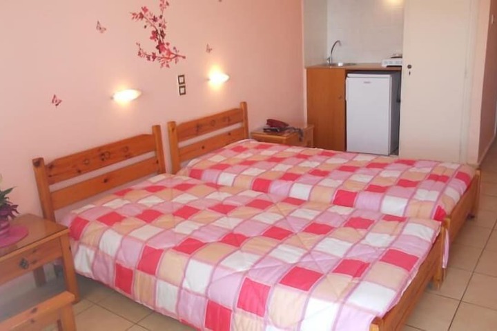 Room 17 of 39