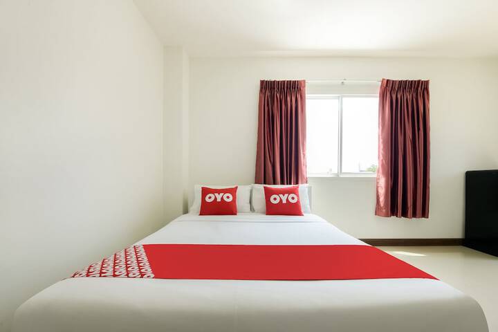 Room 11 of 27