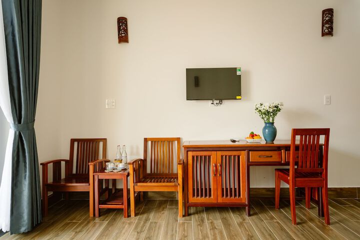 Hotel Interior 64 of 89