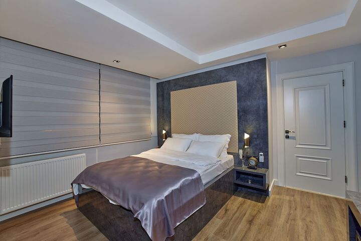 Room 22 of 60