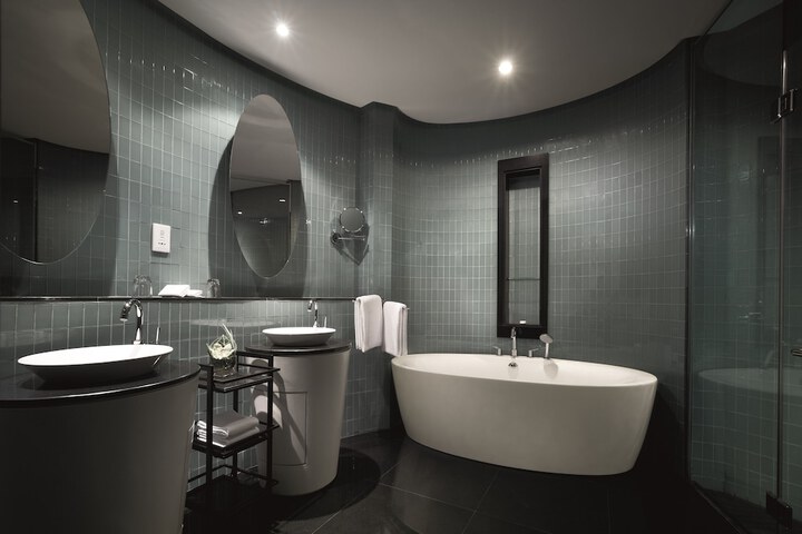 Clean Restrooms
