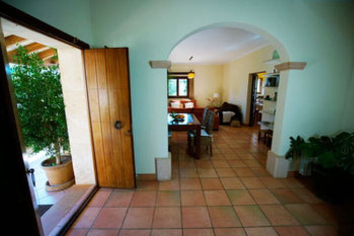 Room 25 of 32