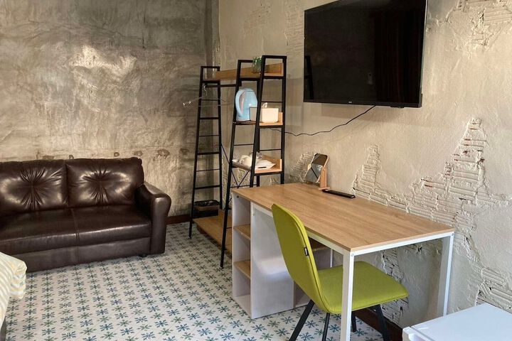 Room 25 of 71