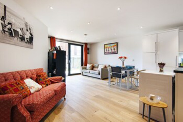 Majestic Maida Vale Home near Regents Park