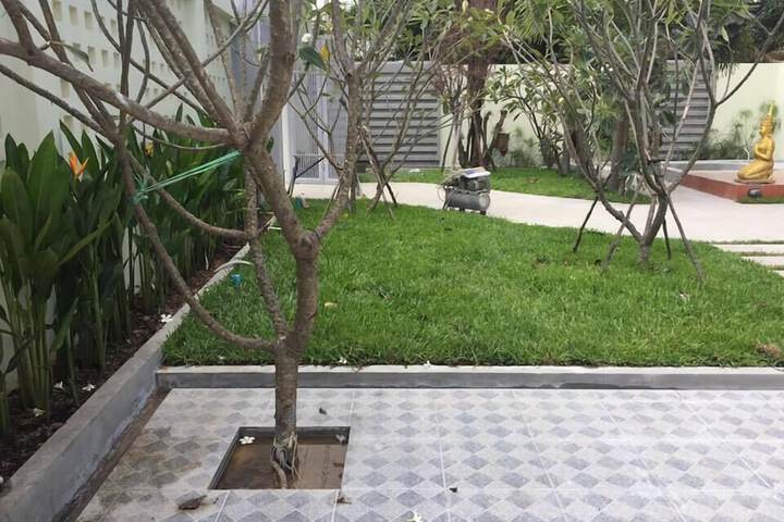 Property Grounds 9 of 10