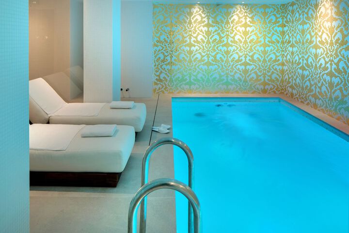Pool 55 of 68