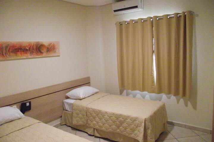 Room 8 of 37