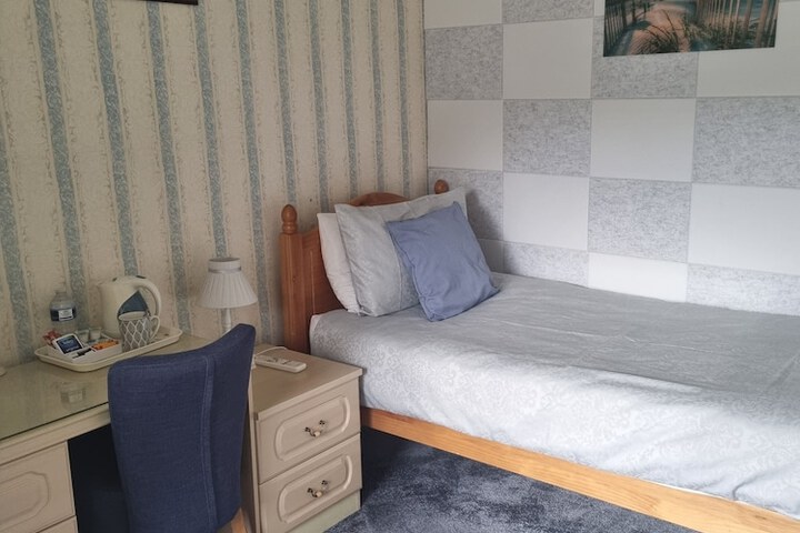 Room 70 of 184