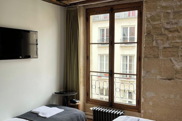 Room 26 of 55